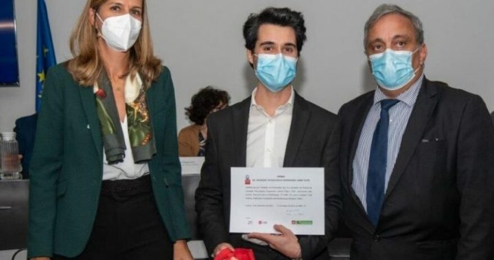 Alumnus da FEUP vence prémios de inovação tecnológica e transformação digital
